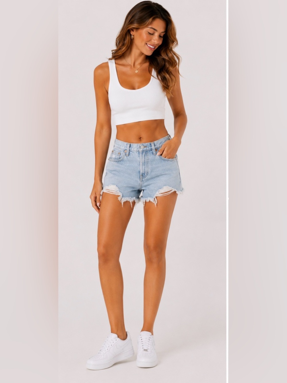 Levi’s 501 Original Distressed Cutoff Denim Shorts Size 25 NWOT Button Fly